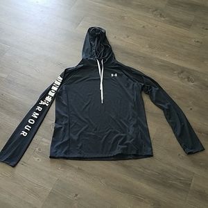 Women's Under Armour Heatgear Size Medium